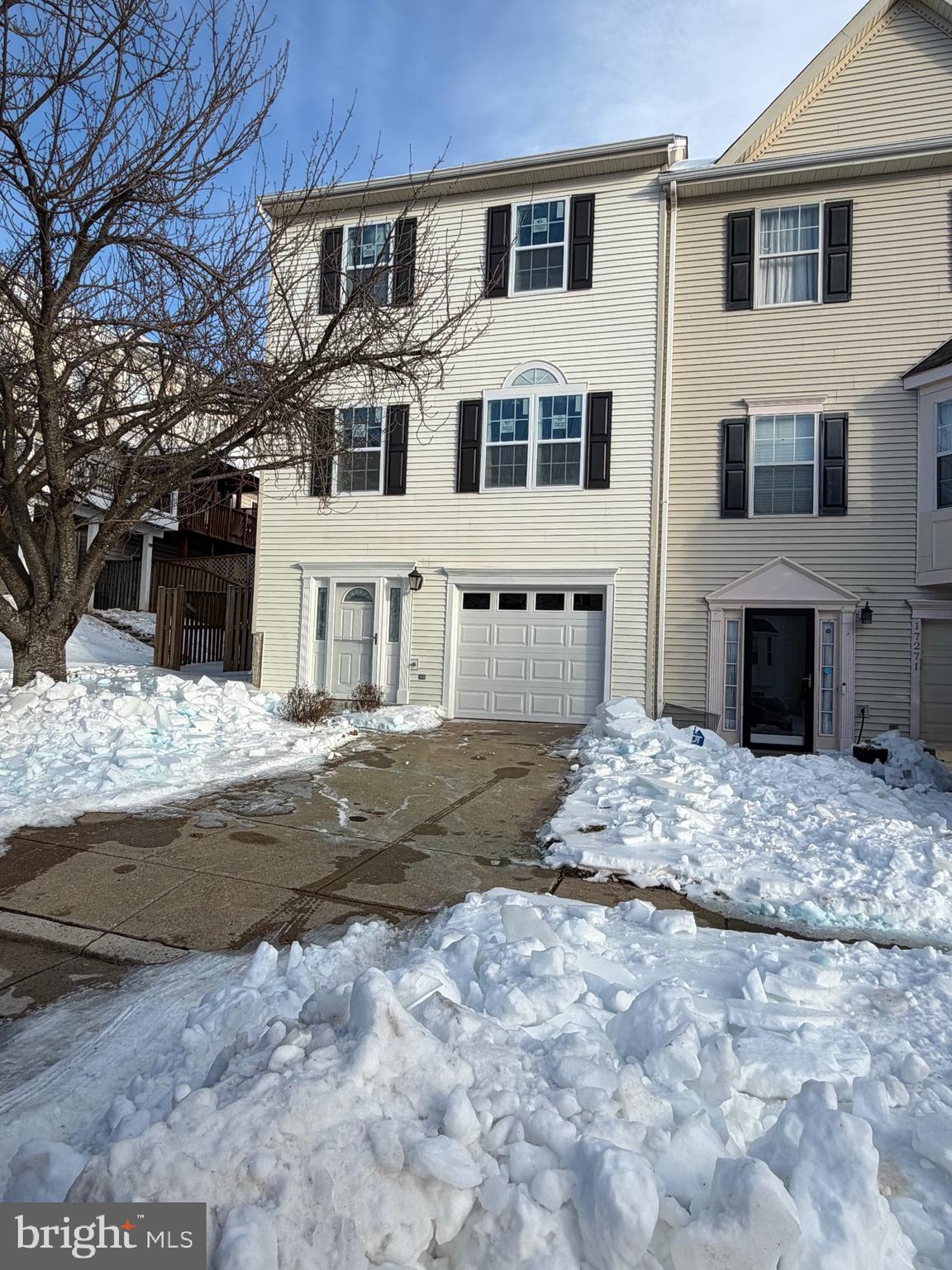 WAYSIDE VILLAGE - Residential