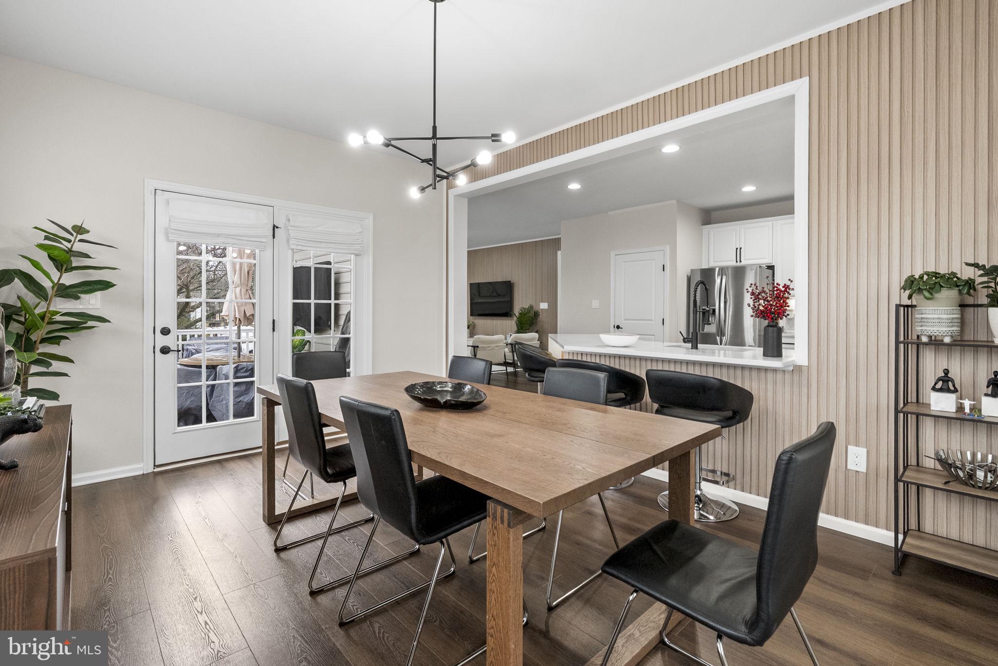 WASHINGTON SQUARE - Residential