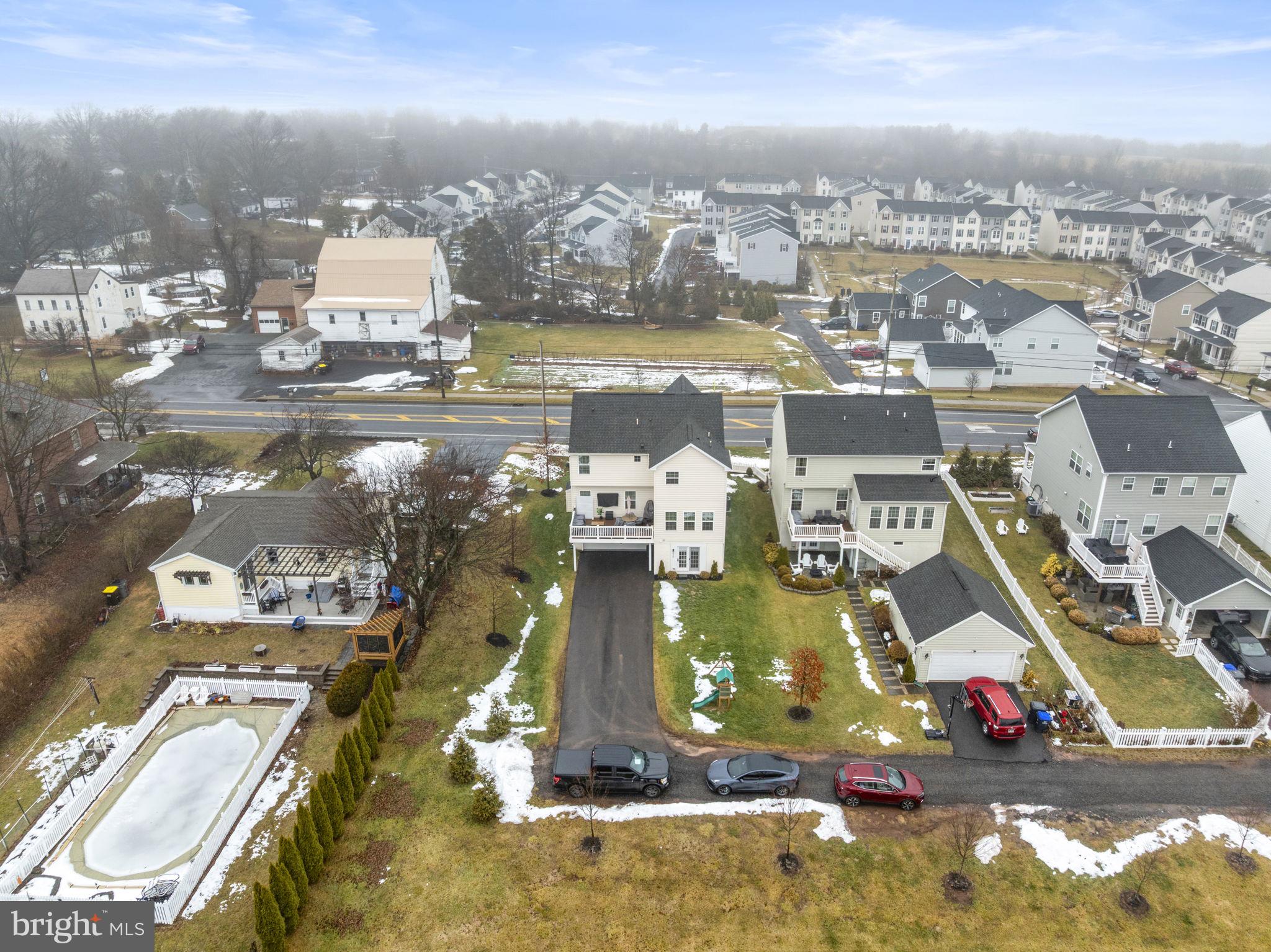 WASHINGTON SQUARE - Residential