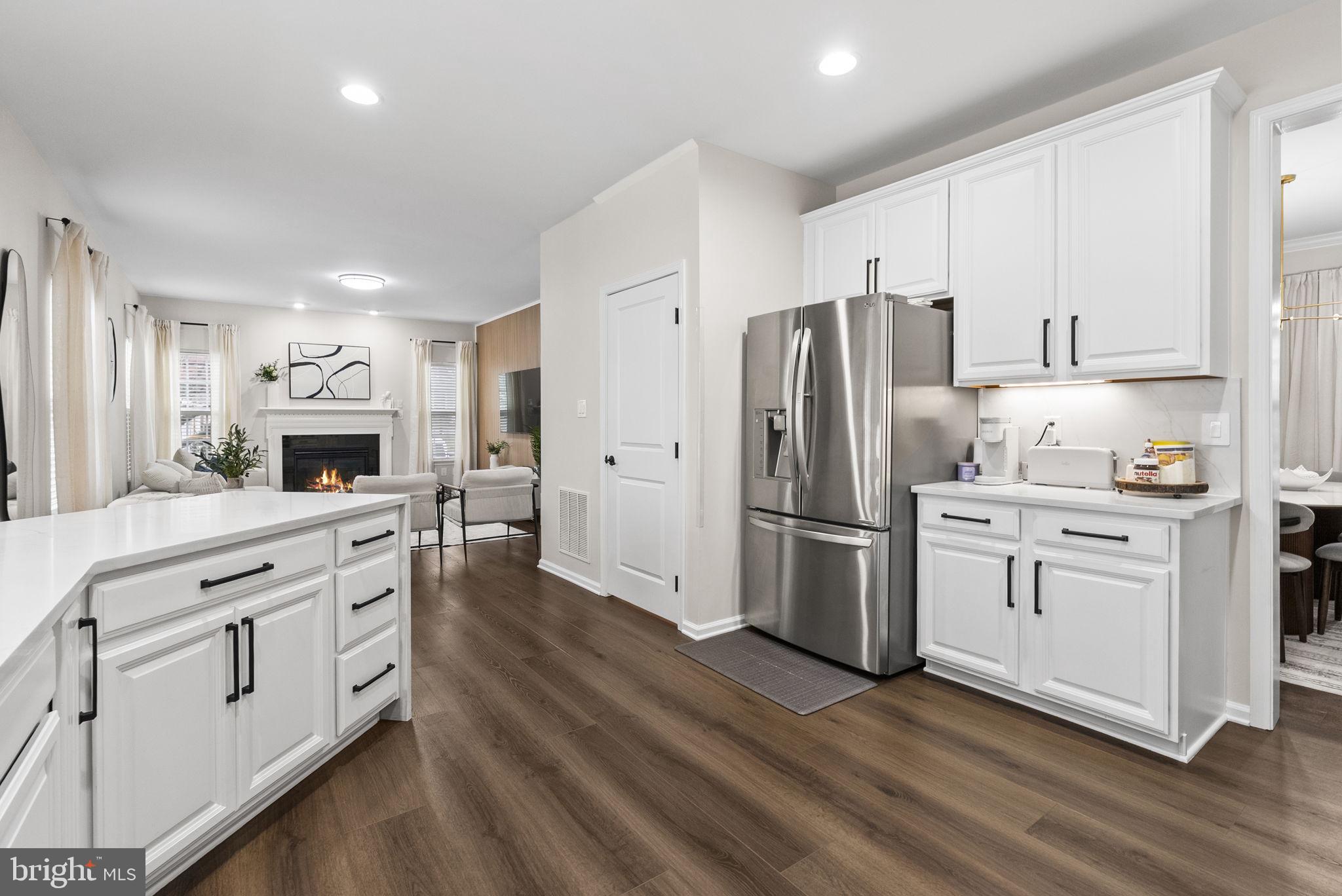 WASHINGTON SQUARE - Residential