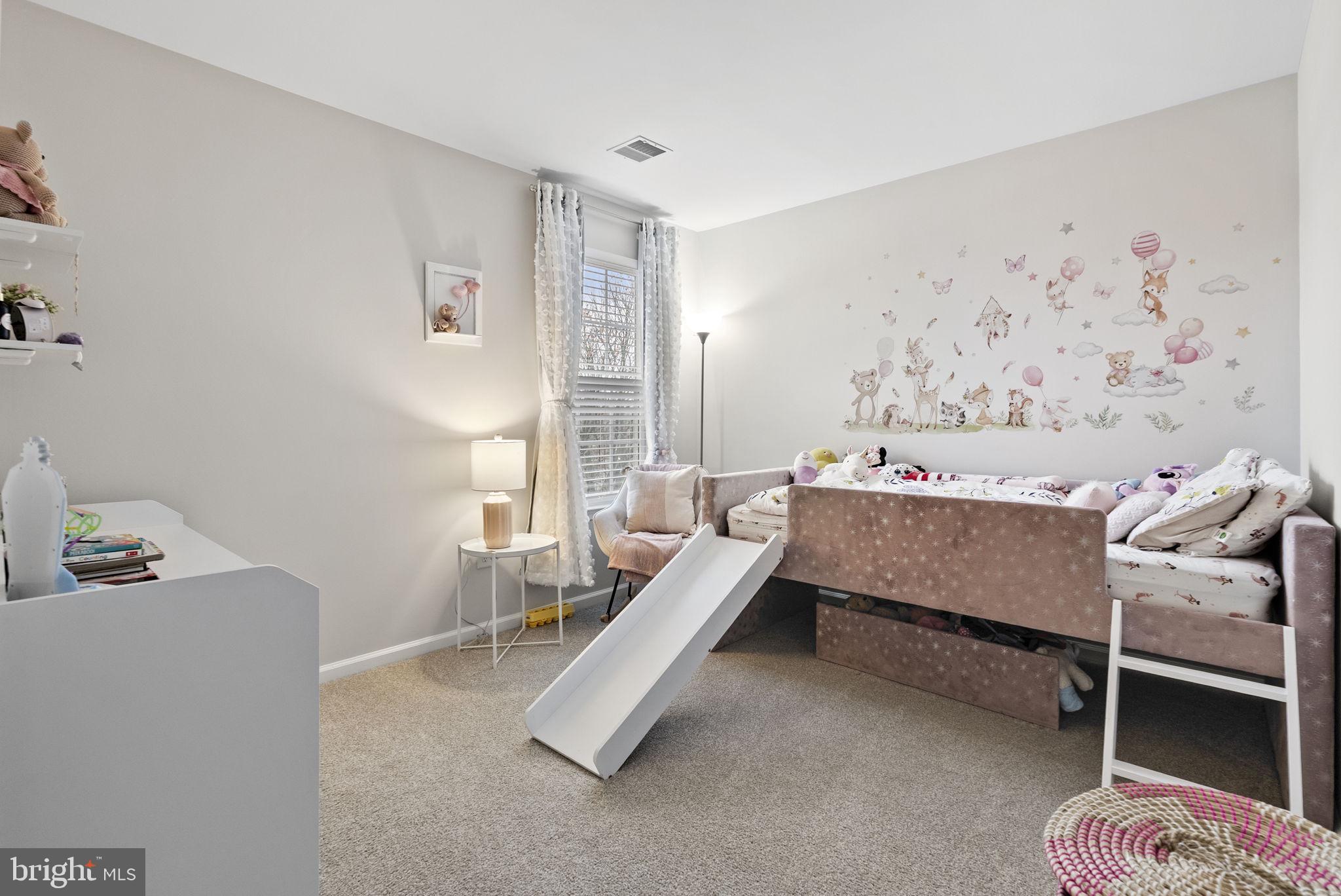 WASHINGTON SQUARE - Residential