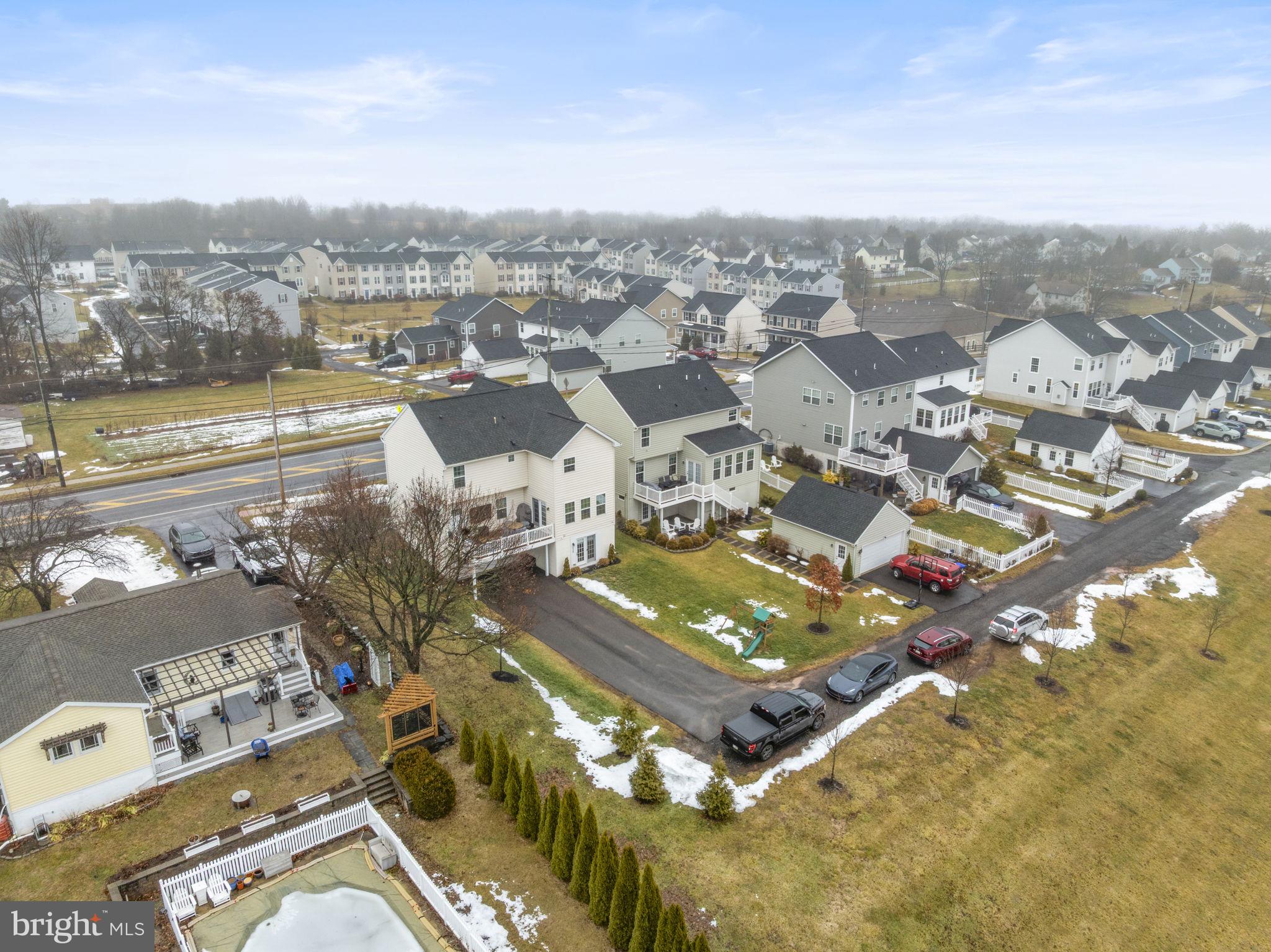 WASHINGTON SQUARE - Residential
