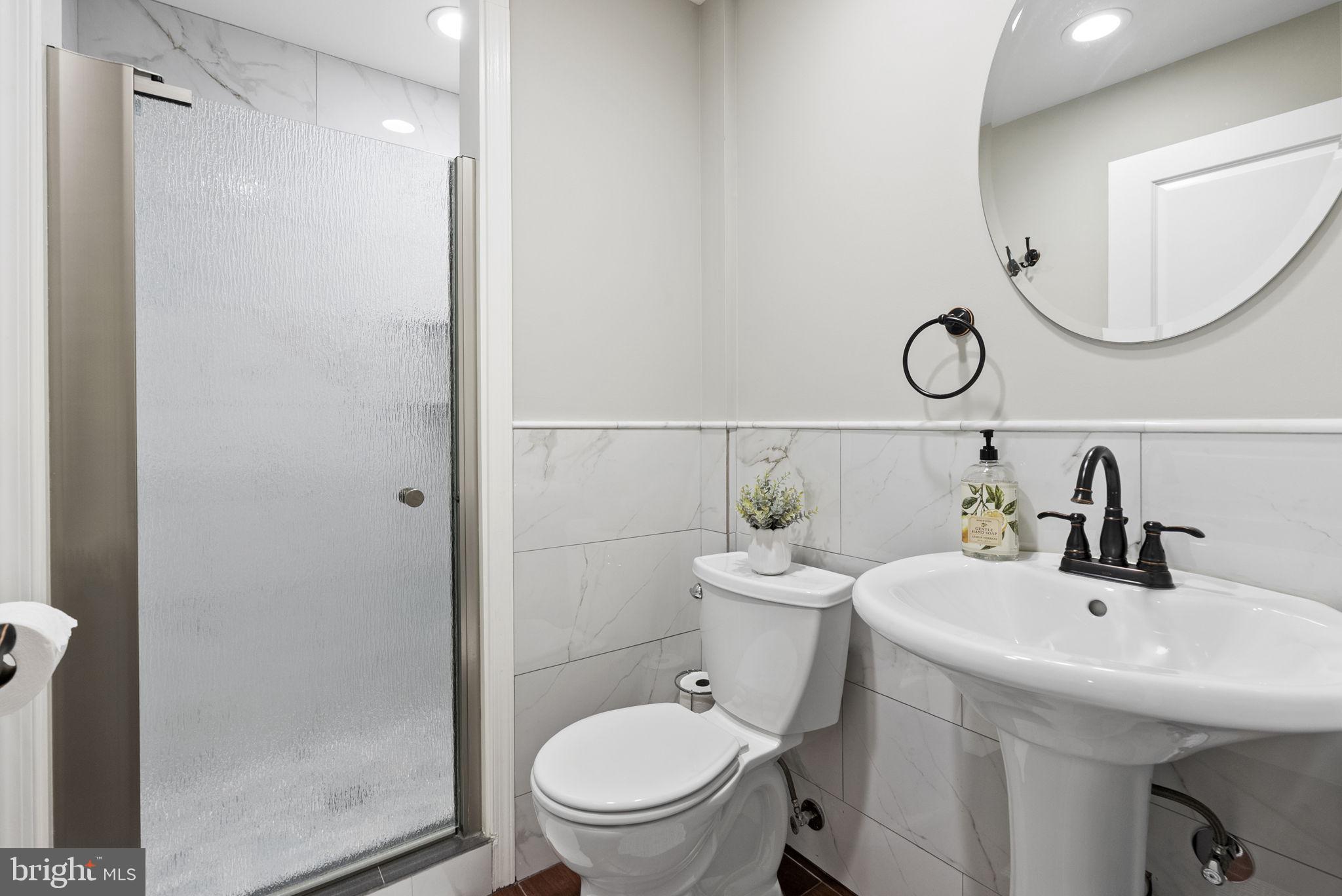 WASHINGTON SQUARE - Residential