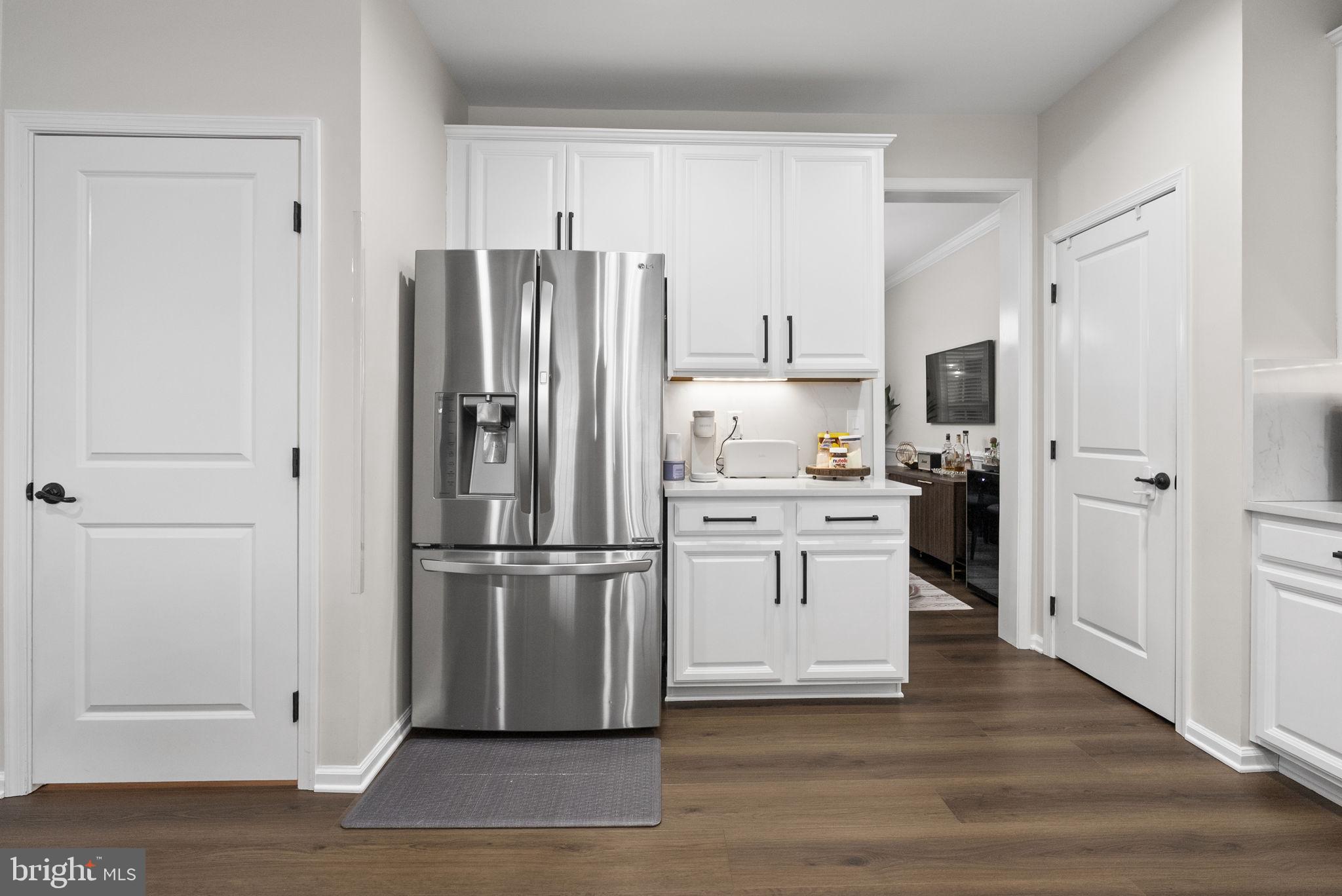 WASHINGTON SQUARE - Residential