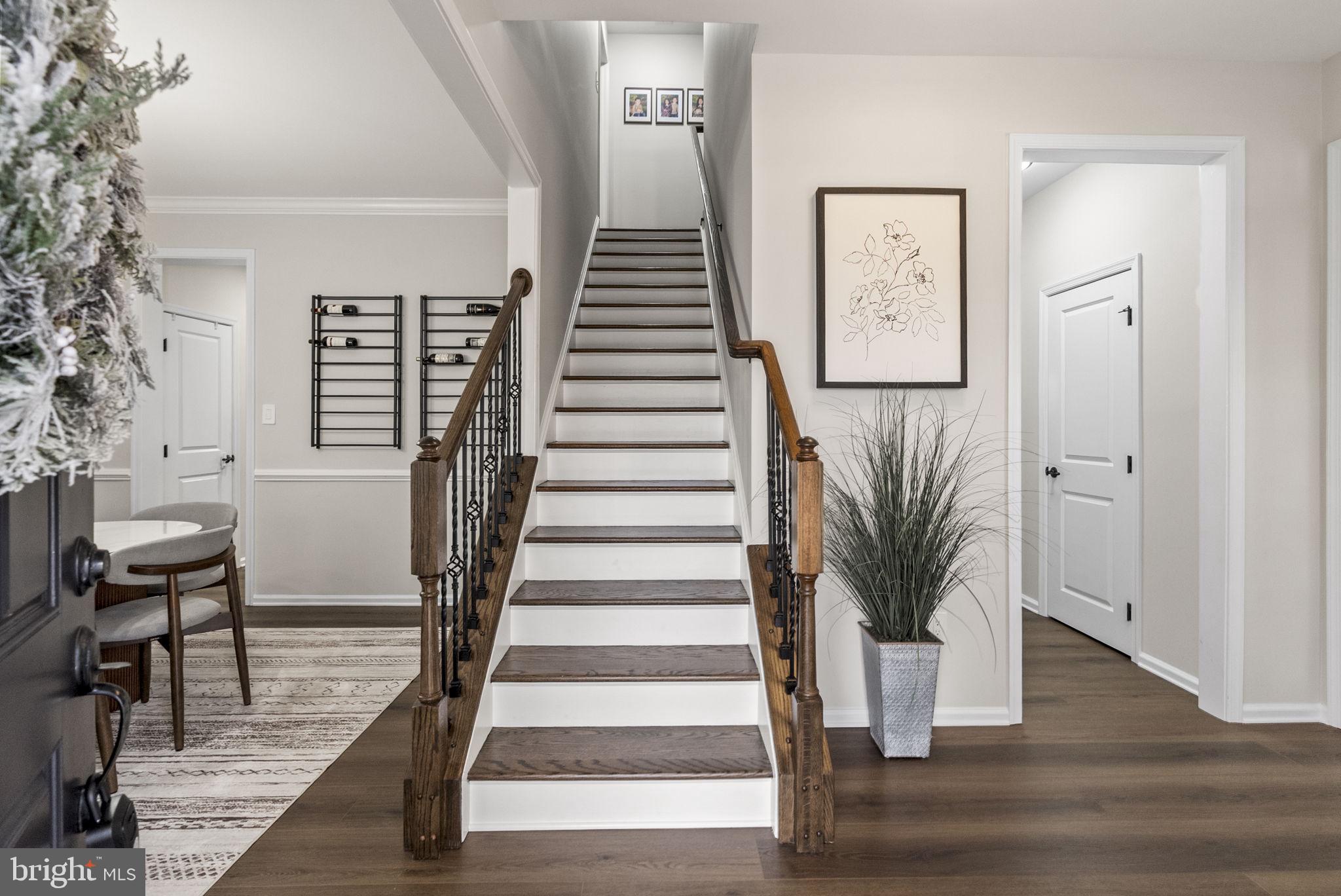 WASHINGTON SQUARE - Residential