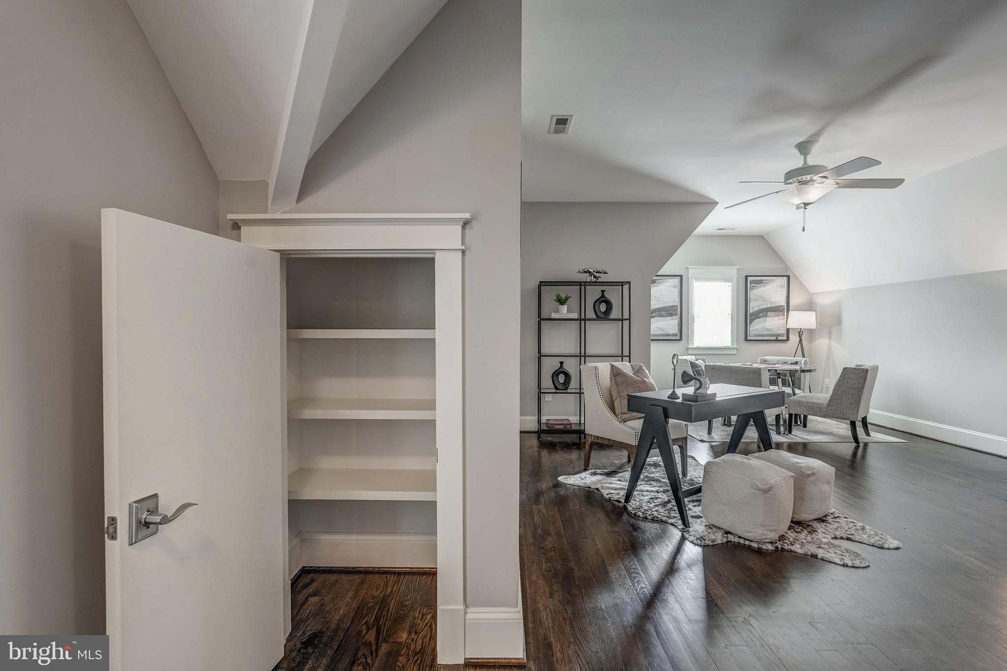 HALLSLEY - Residential