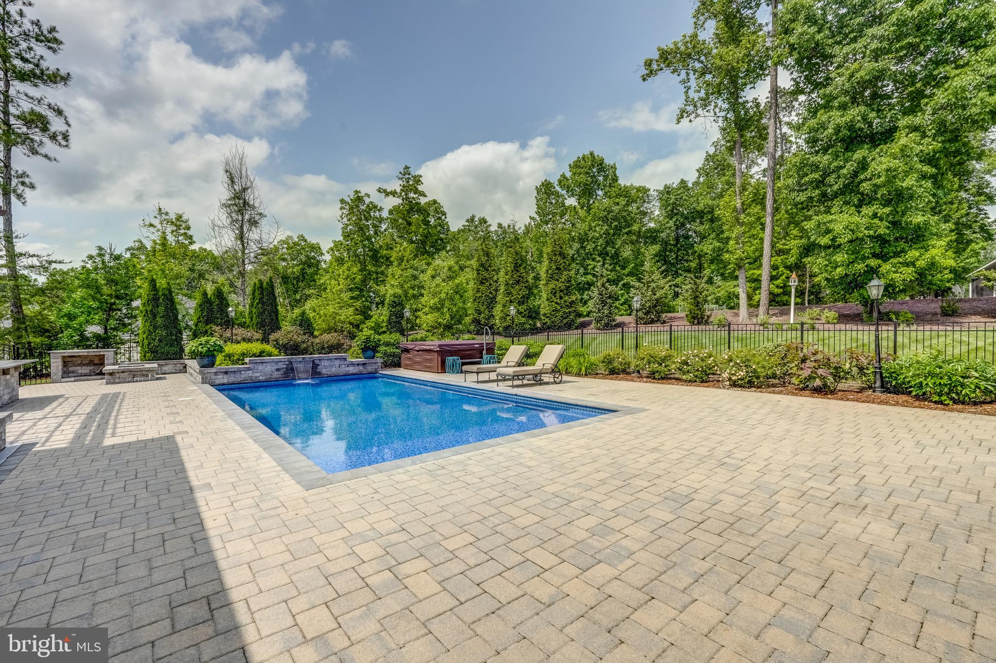 HALLSLEY - Residential