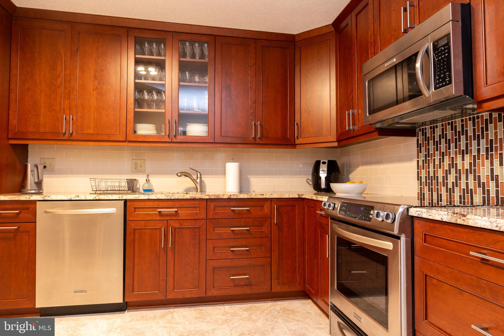 FAIRWAYS SOUTH - Residential