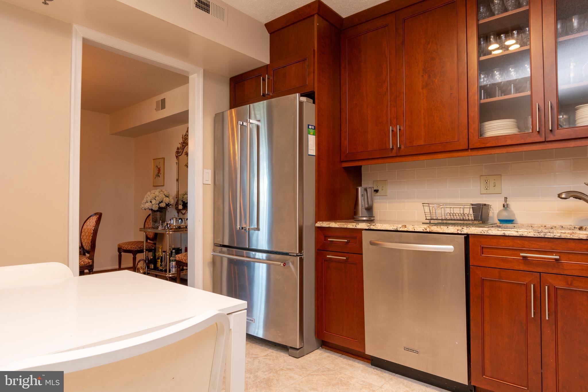 FAIRWAYS SOUTH - Residential