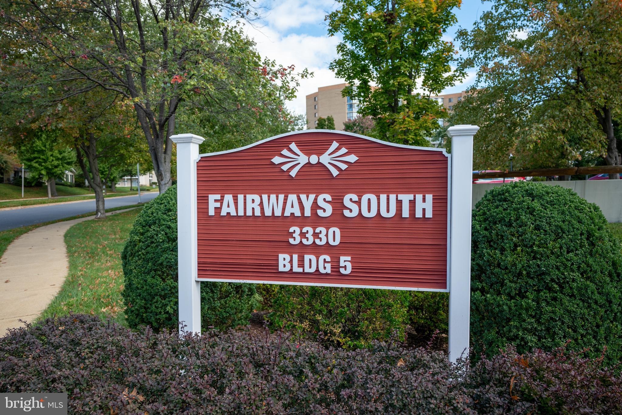 FAIRWAYS SOUTH - Residential