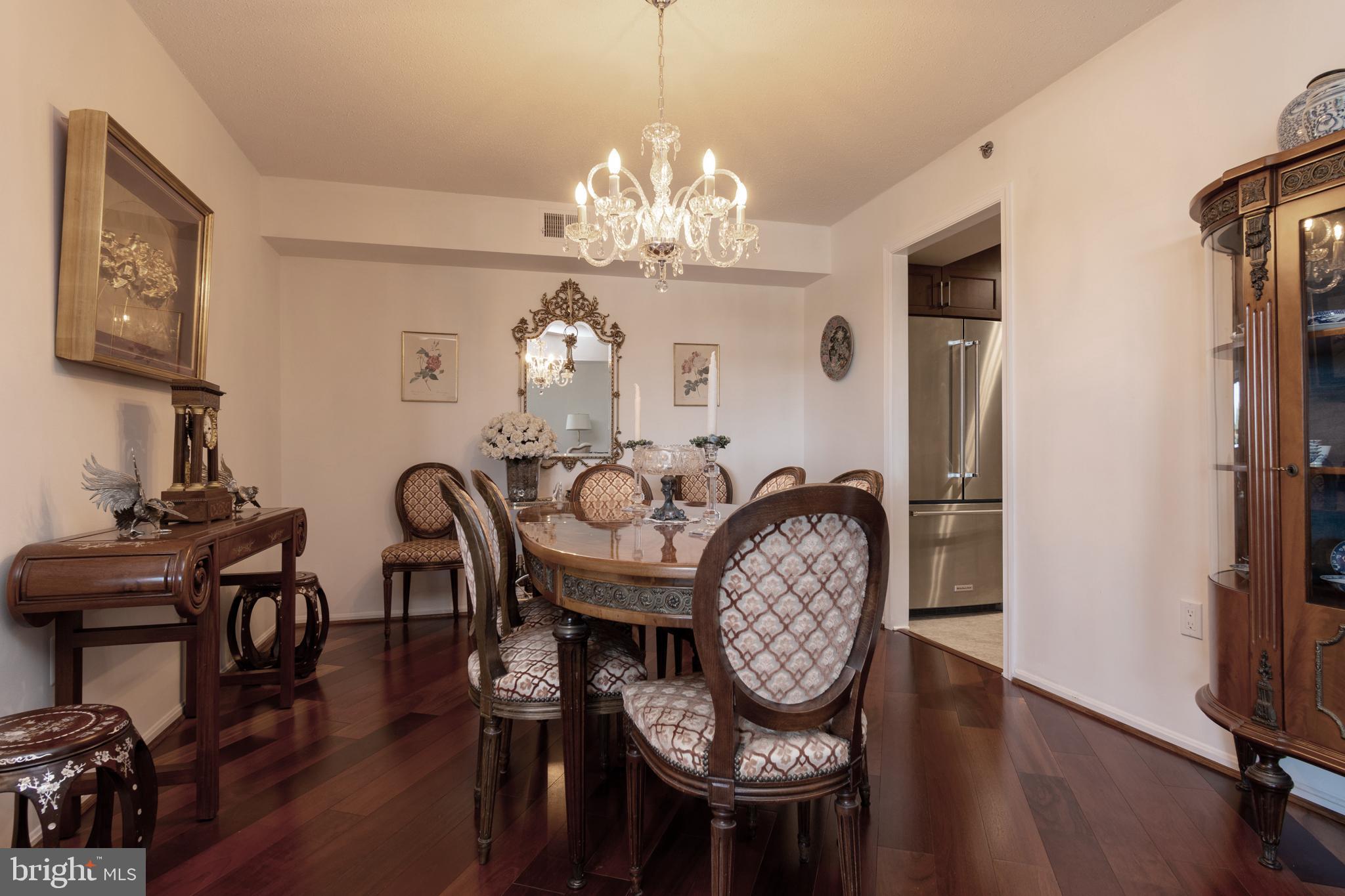 FAIRWAYS SOUTH - Residential