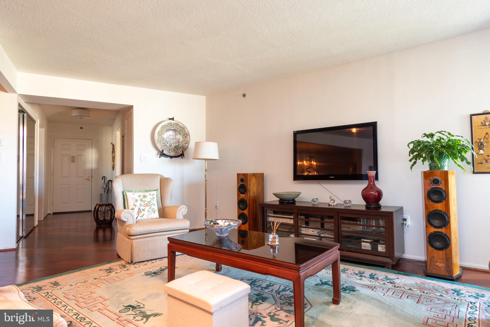 FAIRWAYS SOUTH - Residential