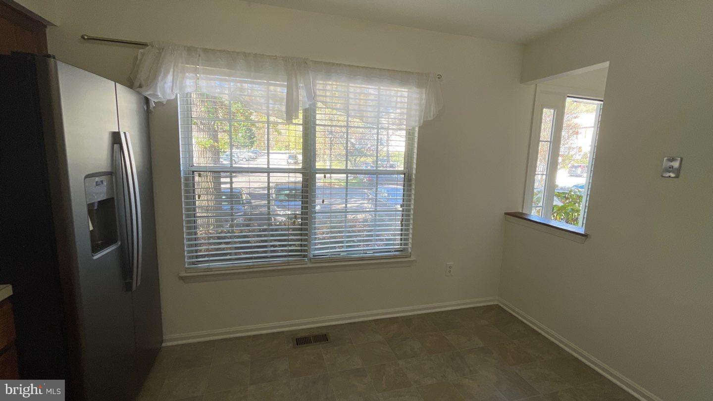 CLARY'S FOREST - Residential Lease