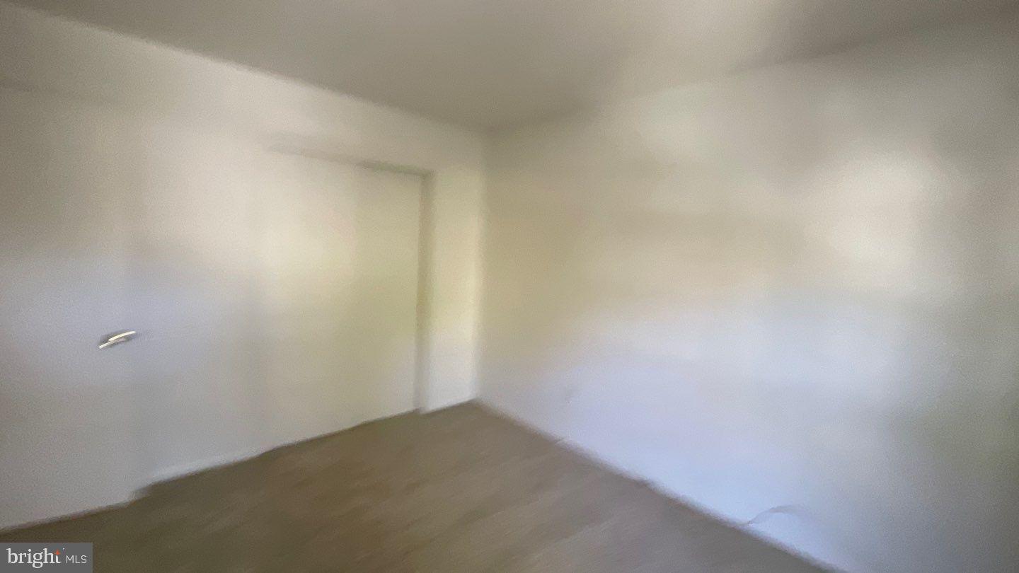 CLARY'S FOREST - Residential Lease