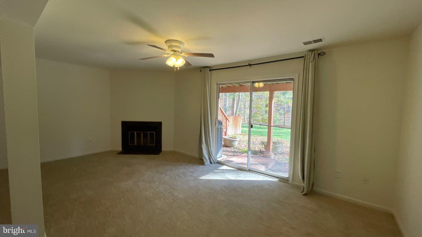 CLARY'S FOREST - Residential Lease