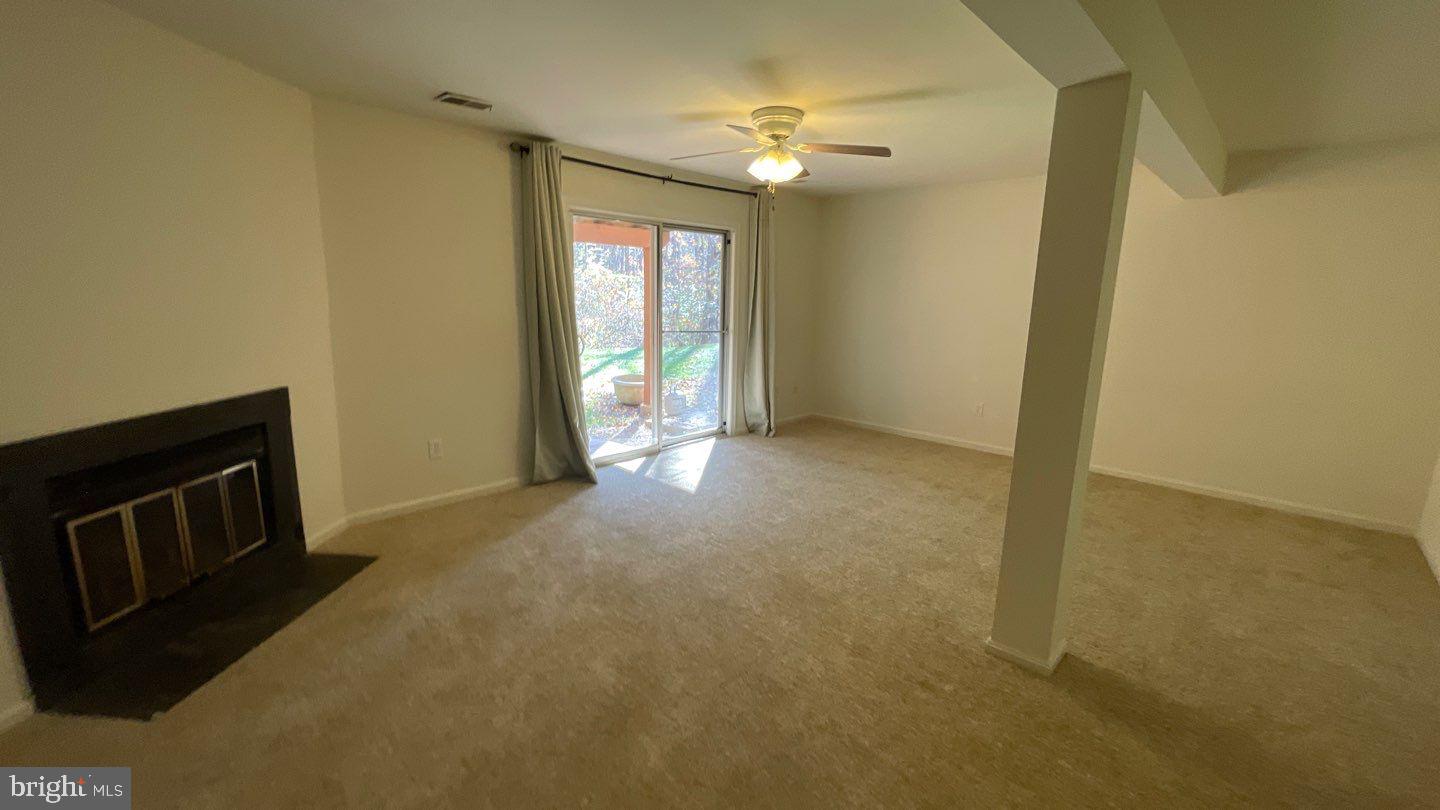 CLARY'S FOREST - Residential Lease