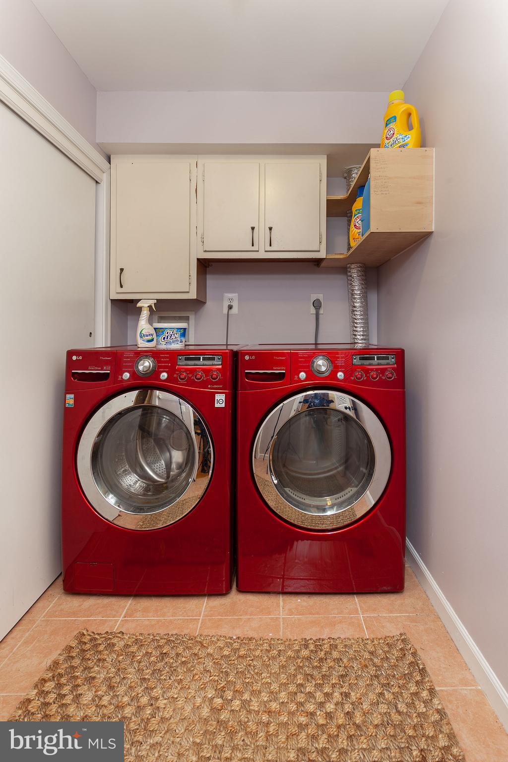 STRATTON WOODS - Residential