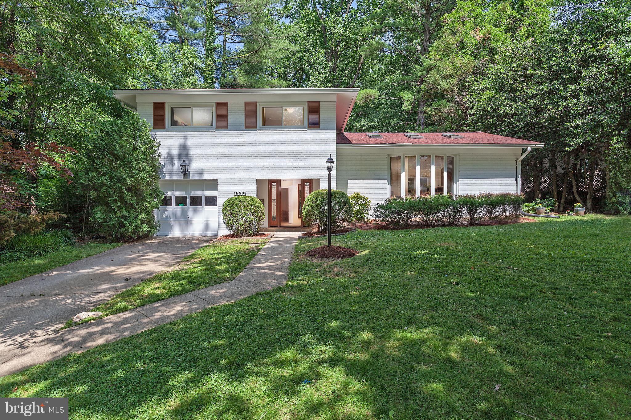 STRATTON WOODS - Residential