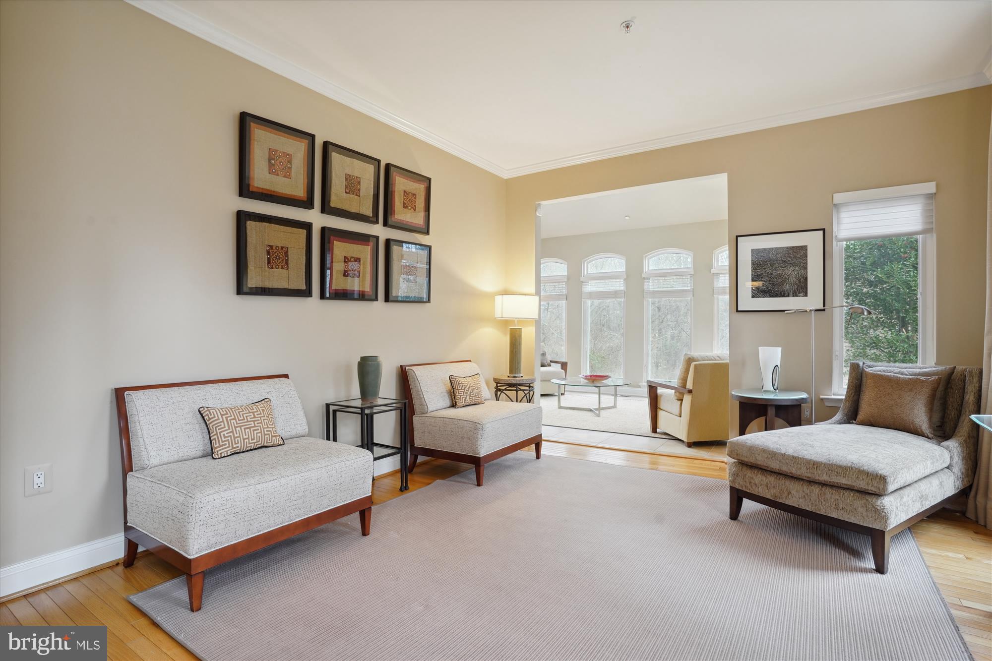 QUEEN ANNE - Residential