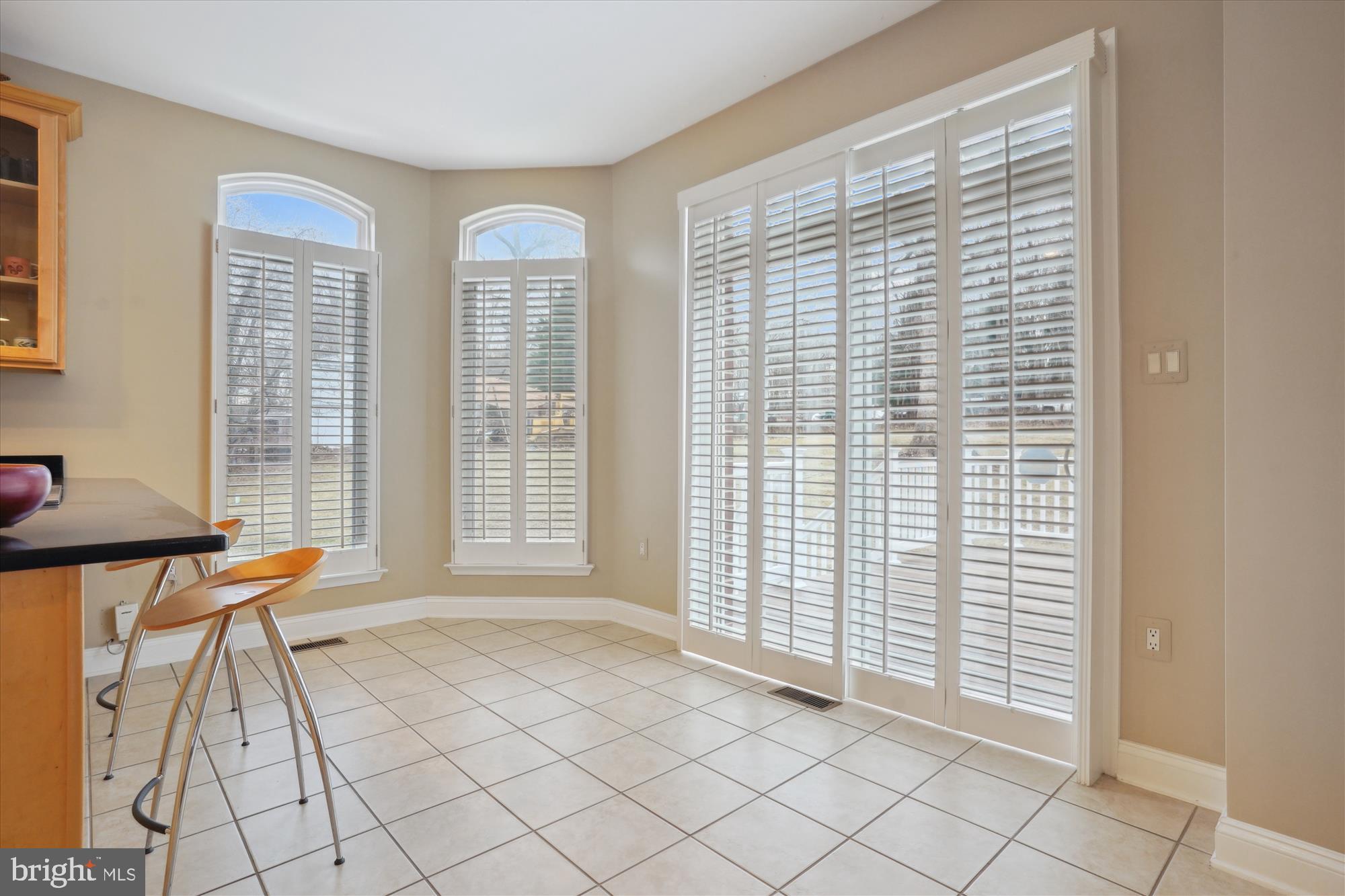 QUEEN ANNE - Residential