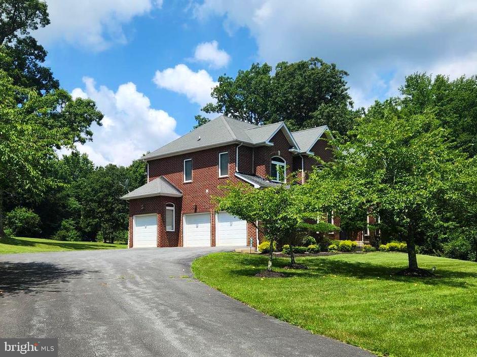 QUEEN ANNE - Residential