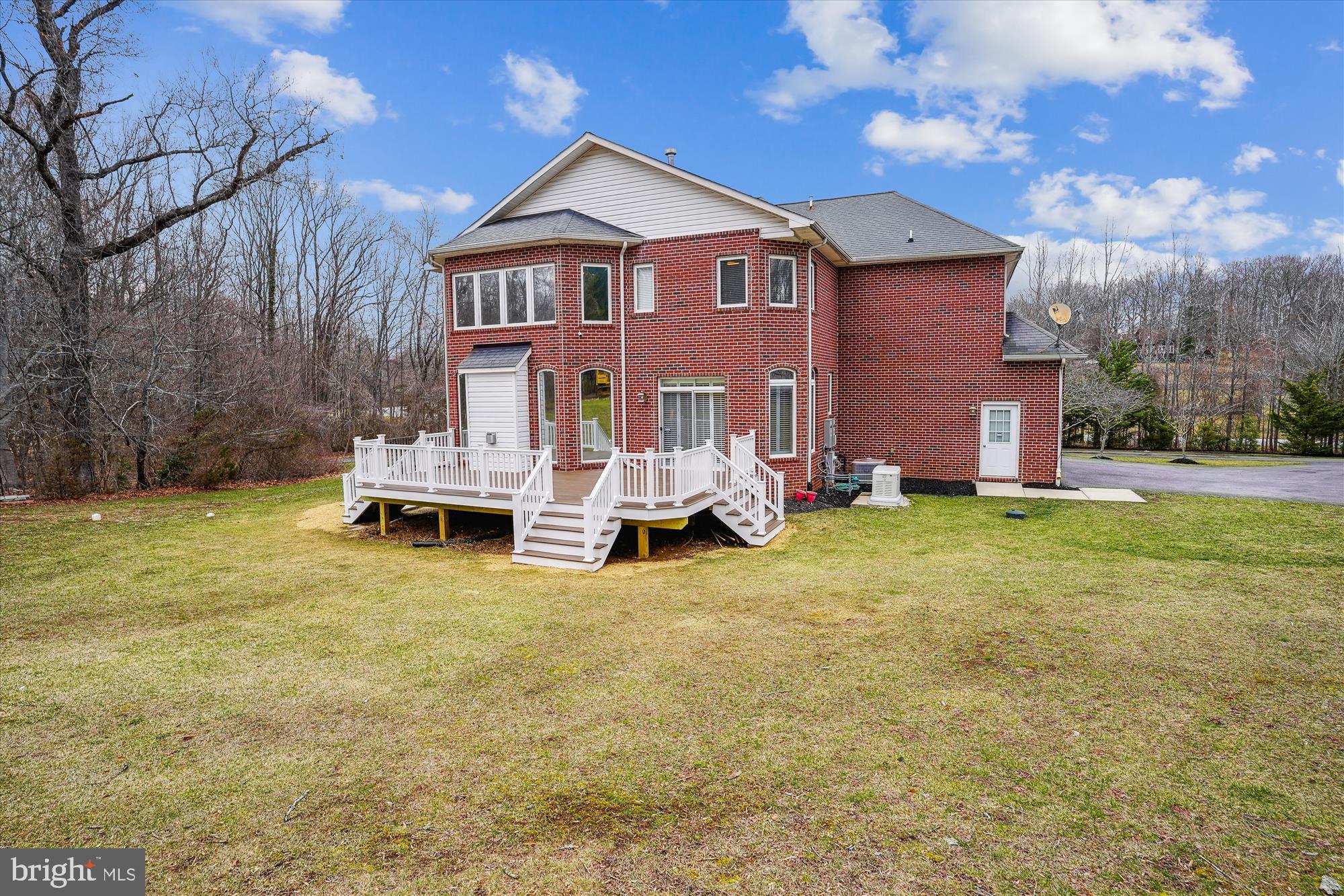 QUEEN ANNE - Residential