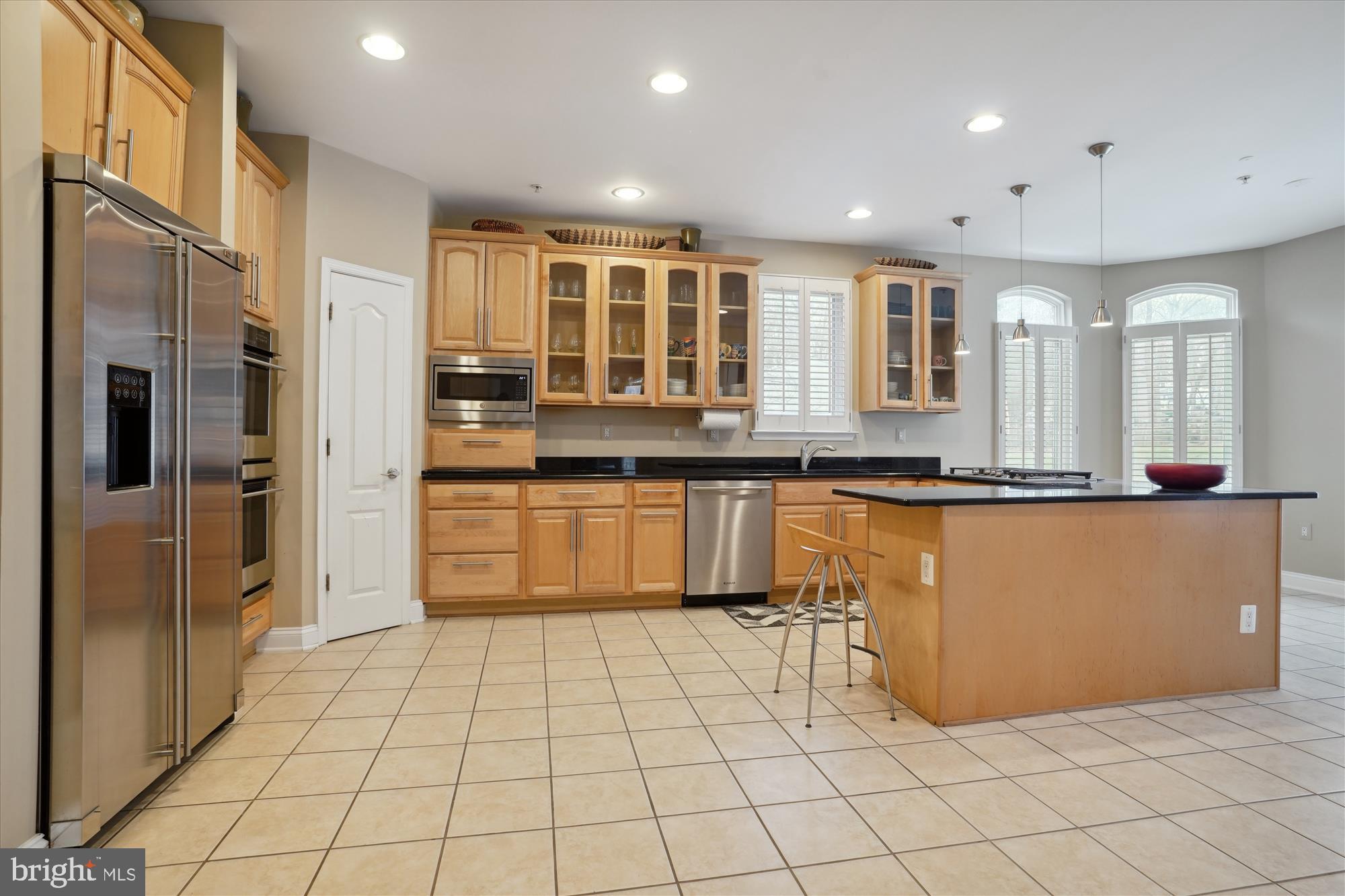 QUEEN ANNE - Residential