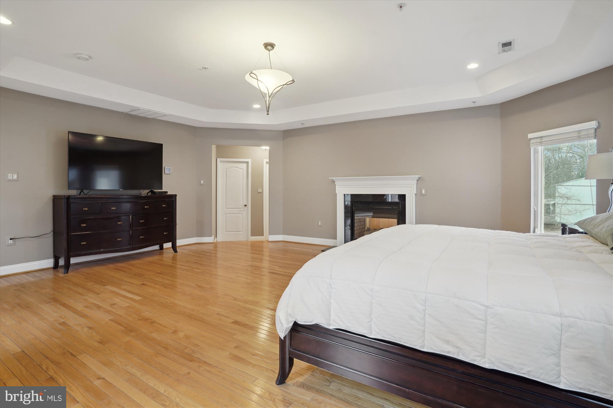 QUEEN ANNE - Residential