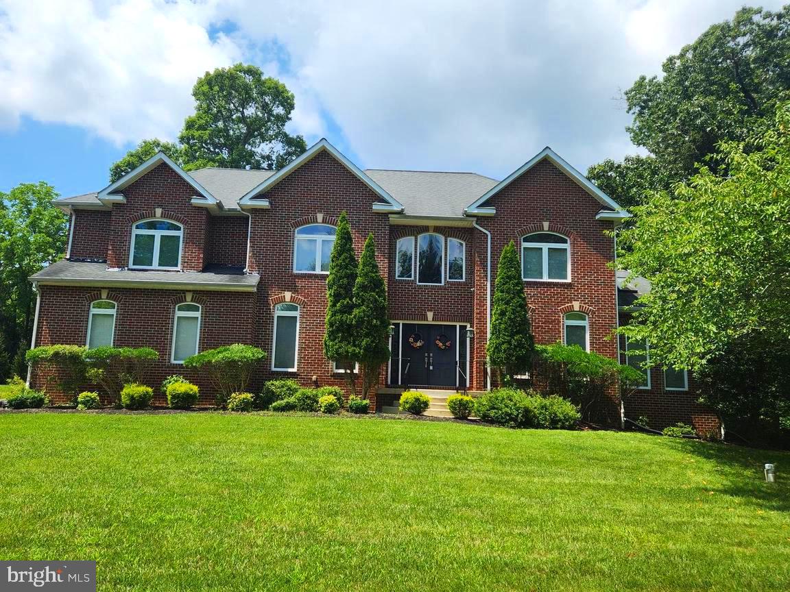 QUEEN ANNE - Residential