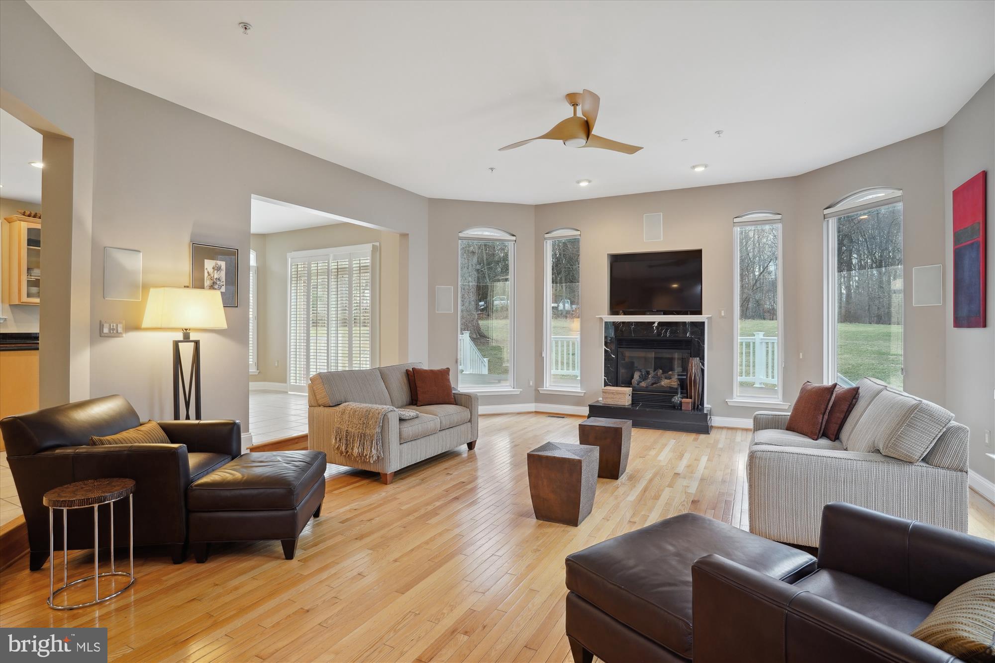 QUEEN ANNE - Residential