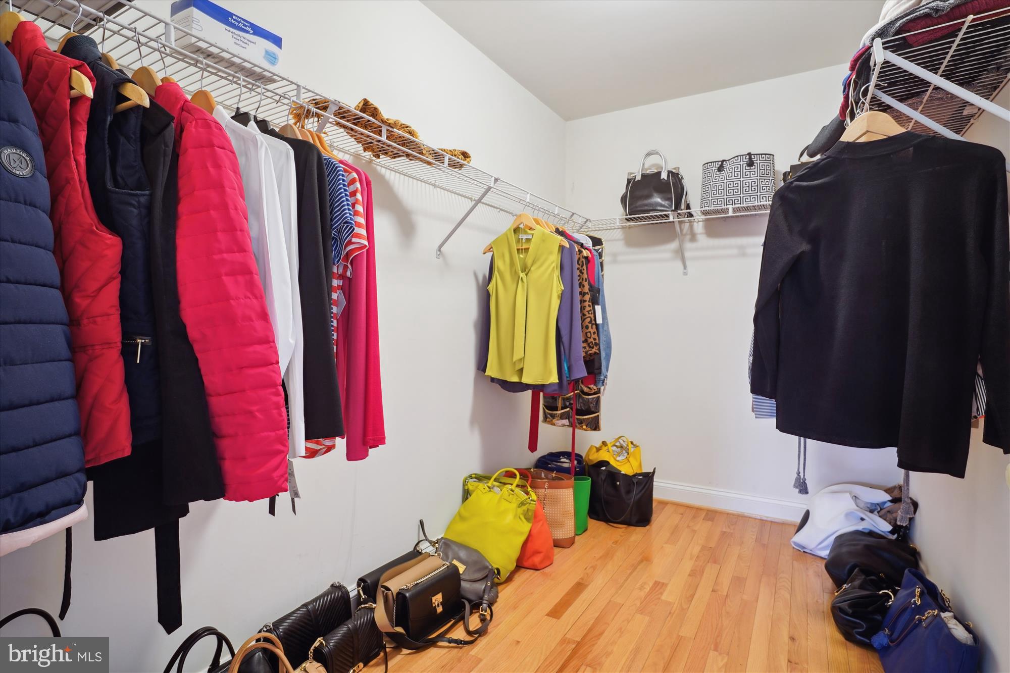 QUEEN ANNE - Residential