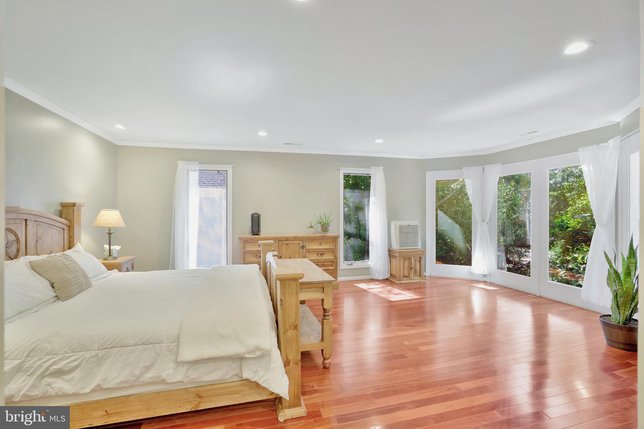 CASCADES/LOWES - Residential