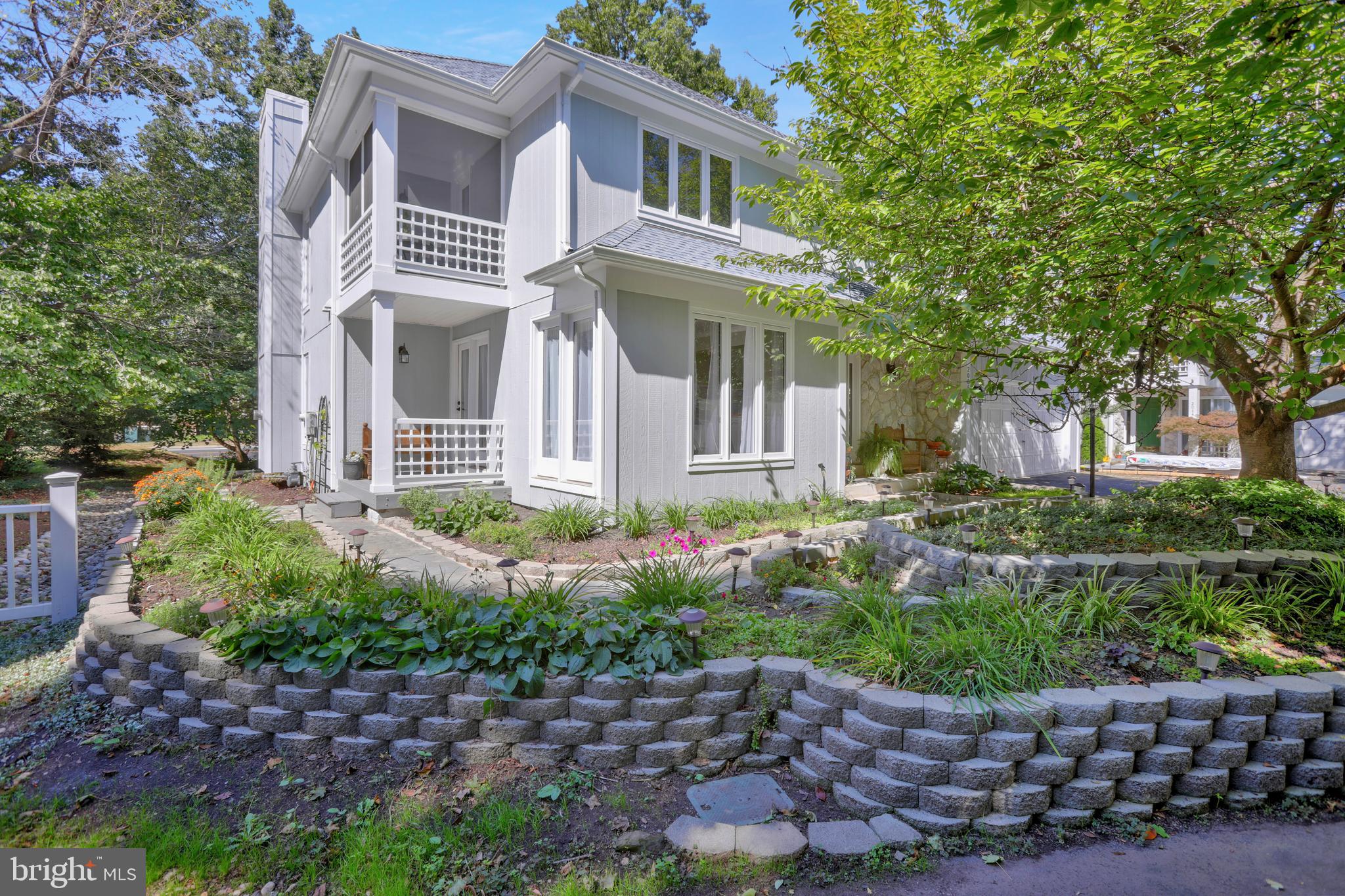 CASCADES/LOWES - Residential