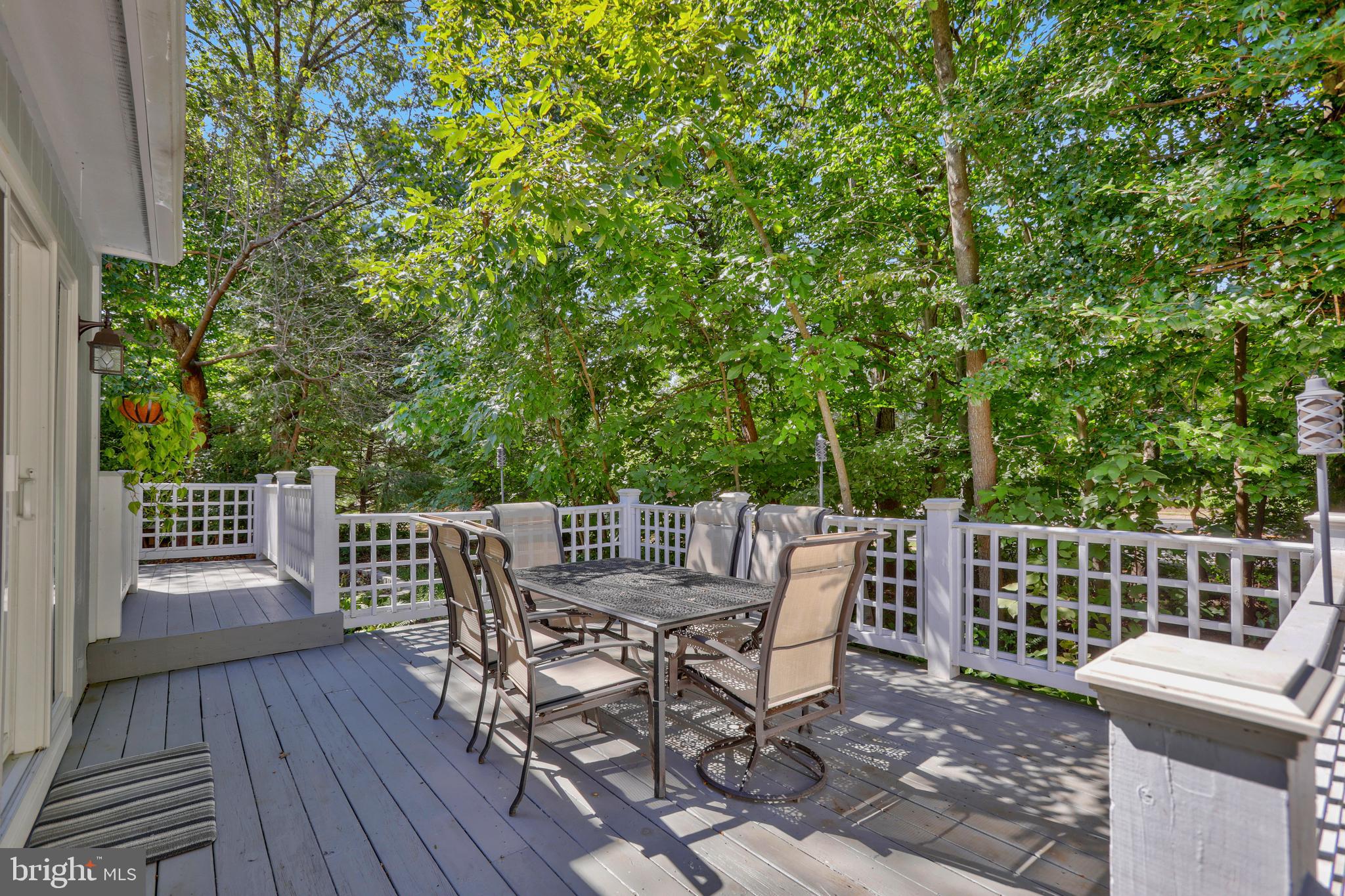 CASCADES/LOWES - Residential