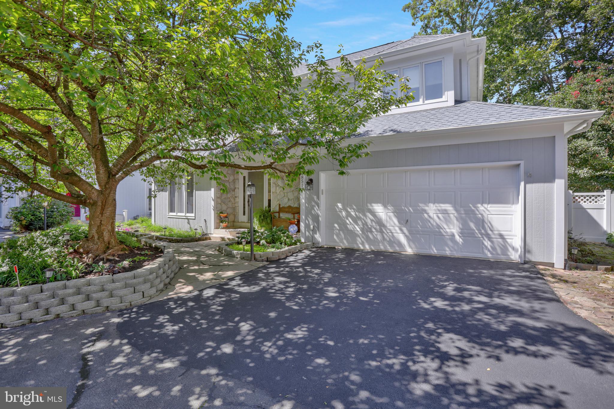 CASCADES/LOWES - Residential