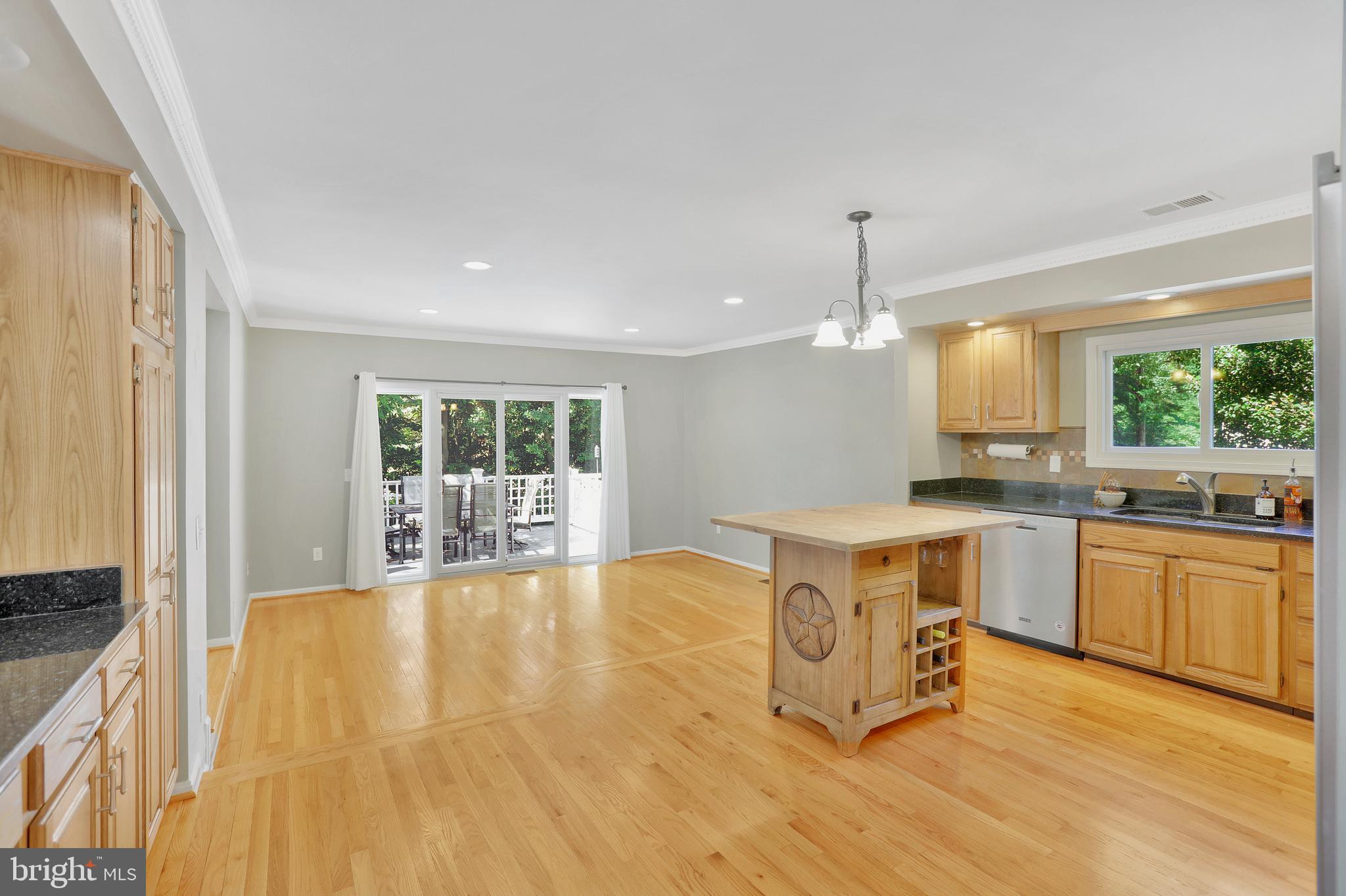 CASCADES/LOWES - Residential