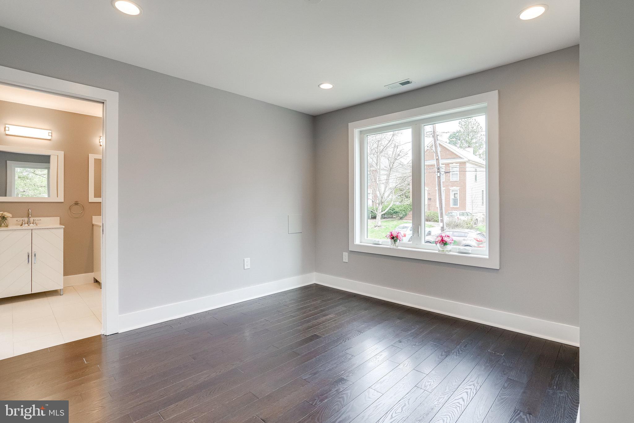 BON AIR - Residential