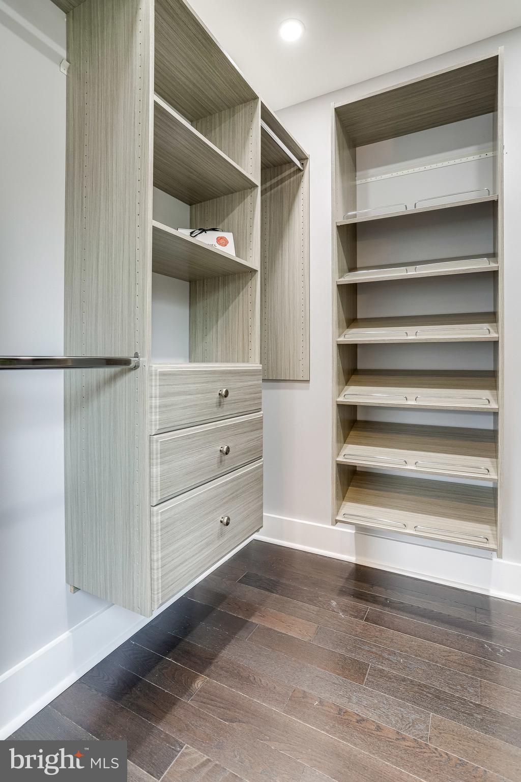 BON AIR - Residential