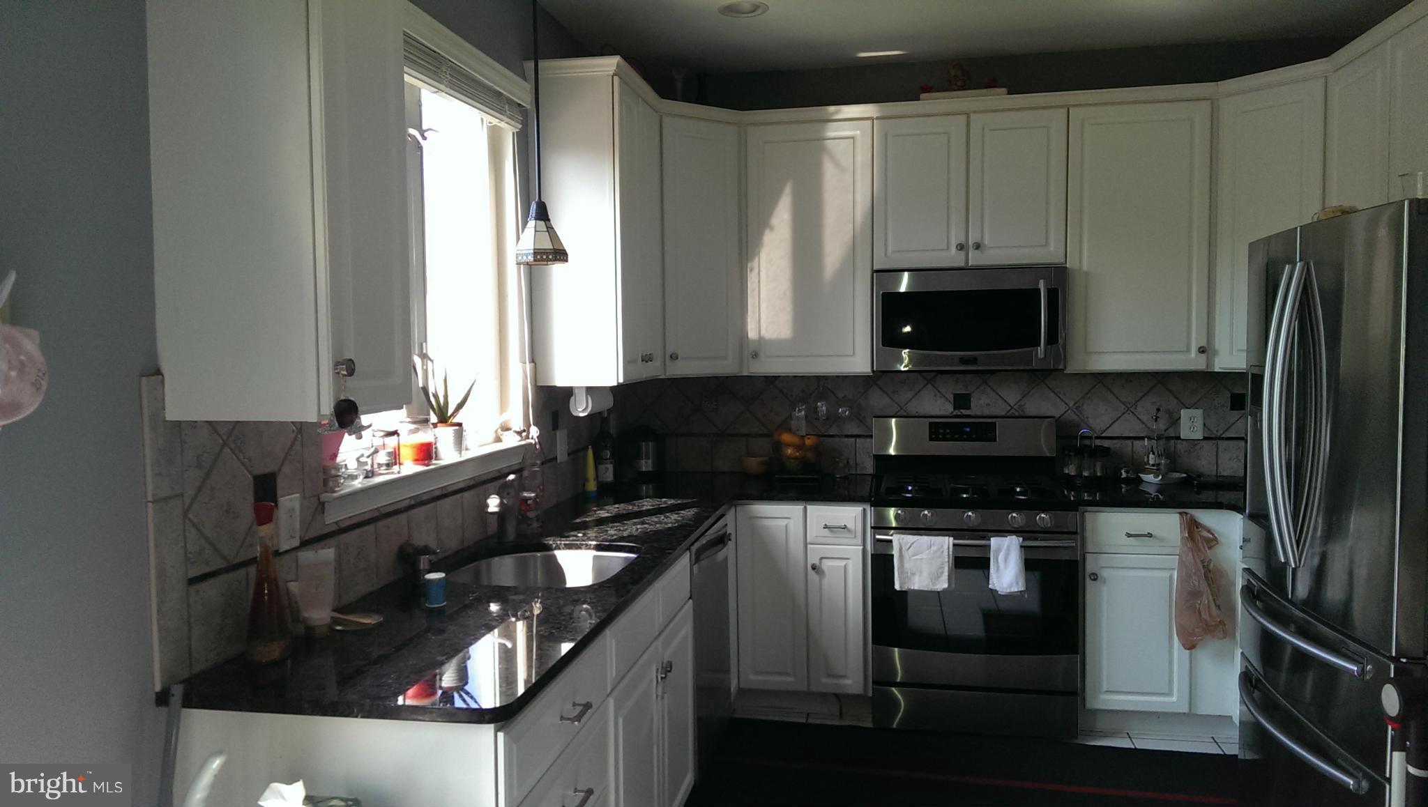 FARMWELL HUNT - Residential Lease