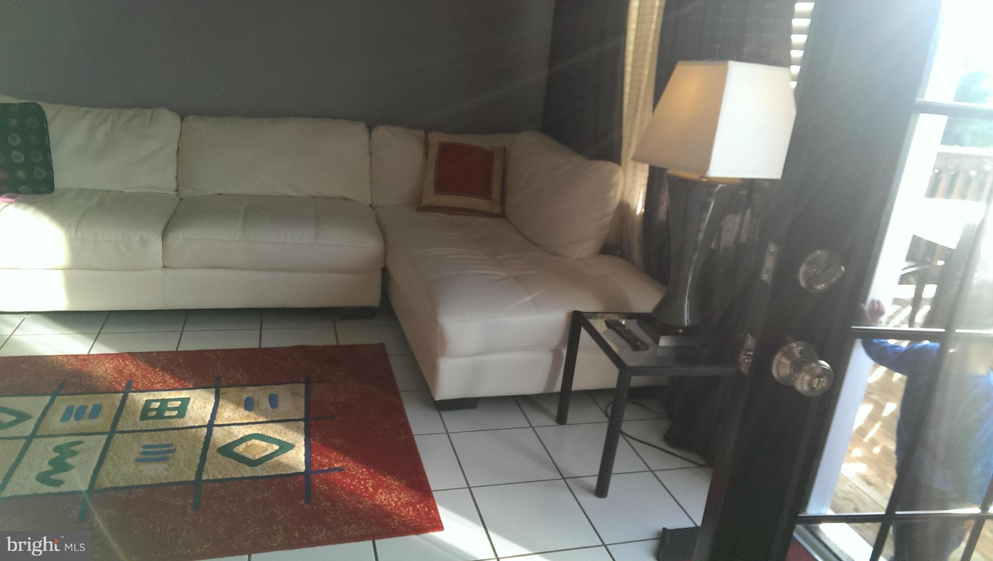 FARMWELL HUNT - Residential Lease