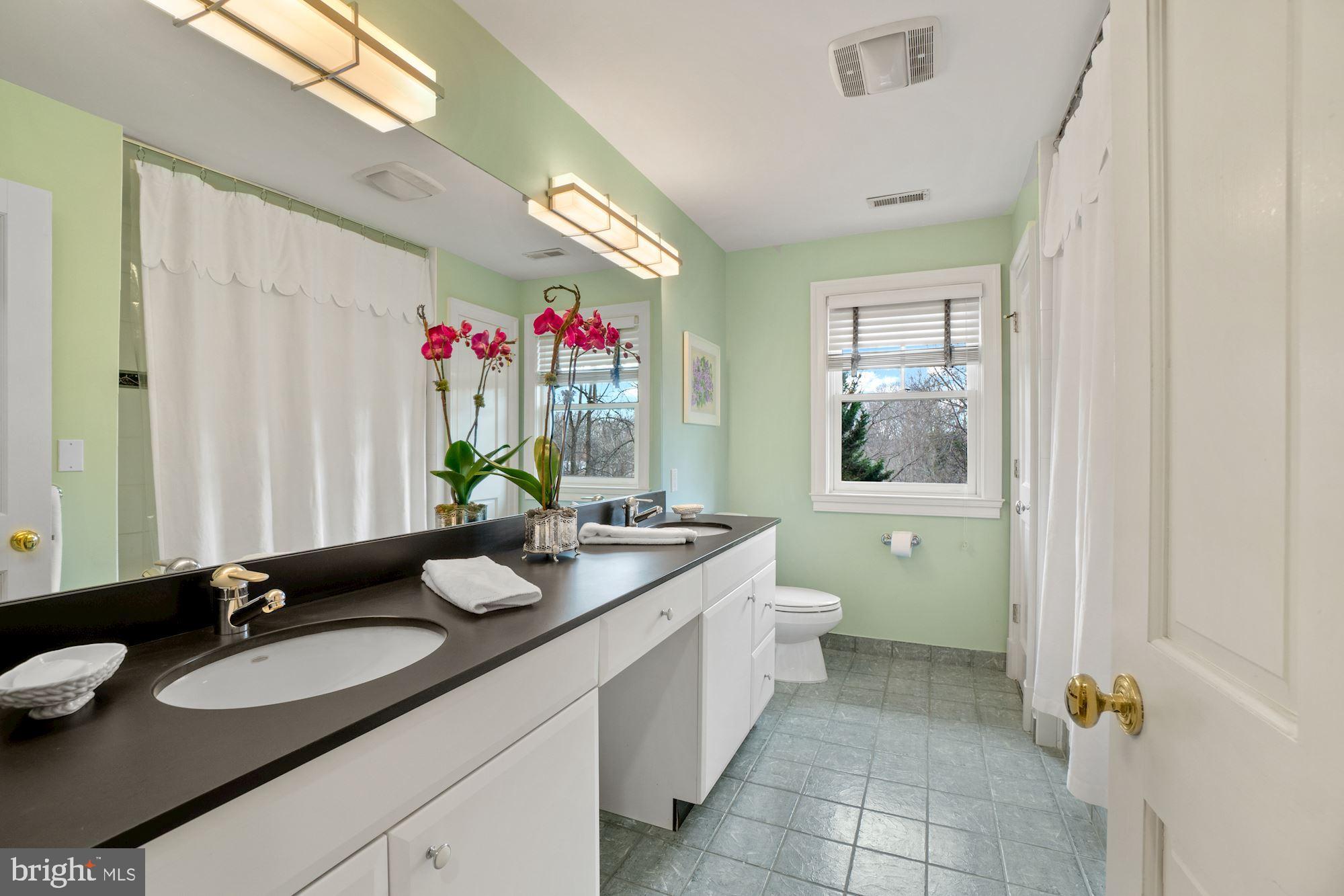 SPRING VALLEY - Residential