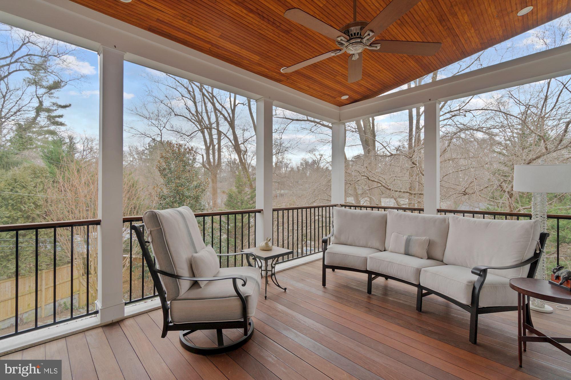 SPRING VALLEY - Residential