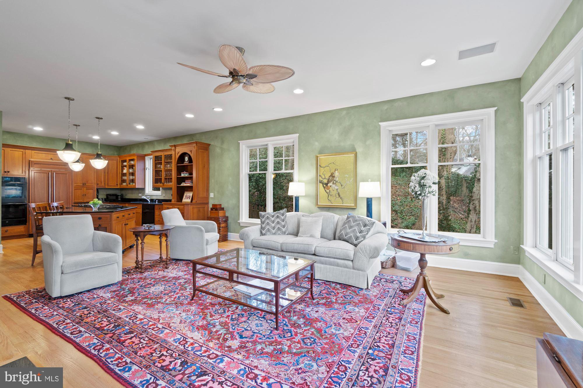 SPRING VALLEY - Residential