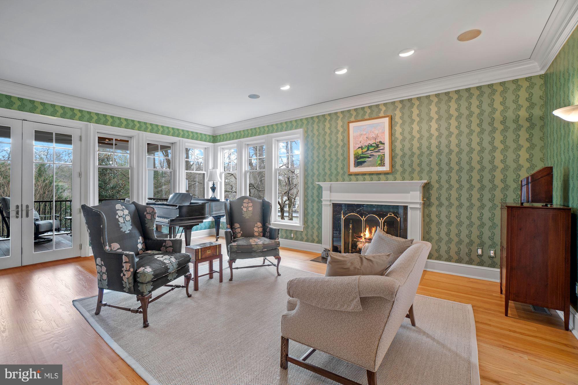 SPRING VALLEY - Residential