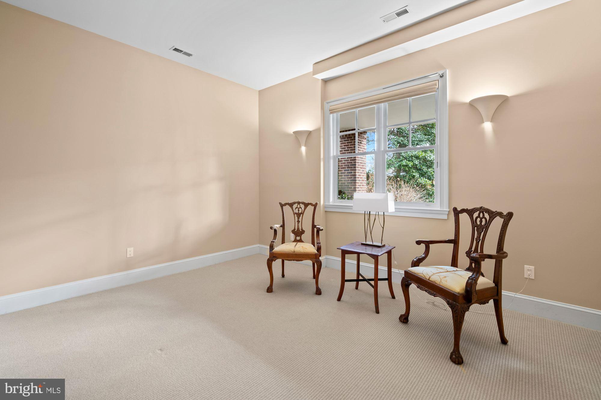 SPRING VALLEY - Residential