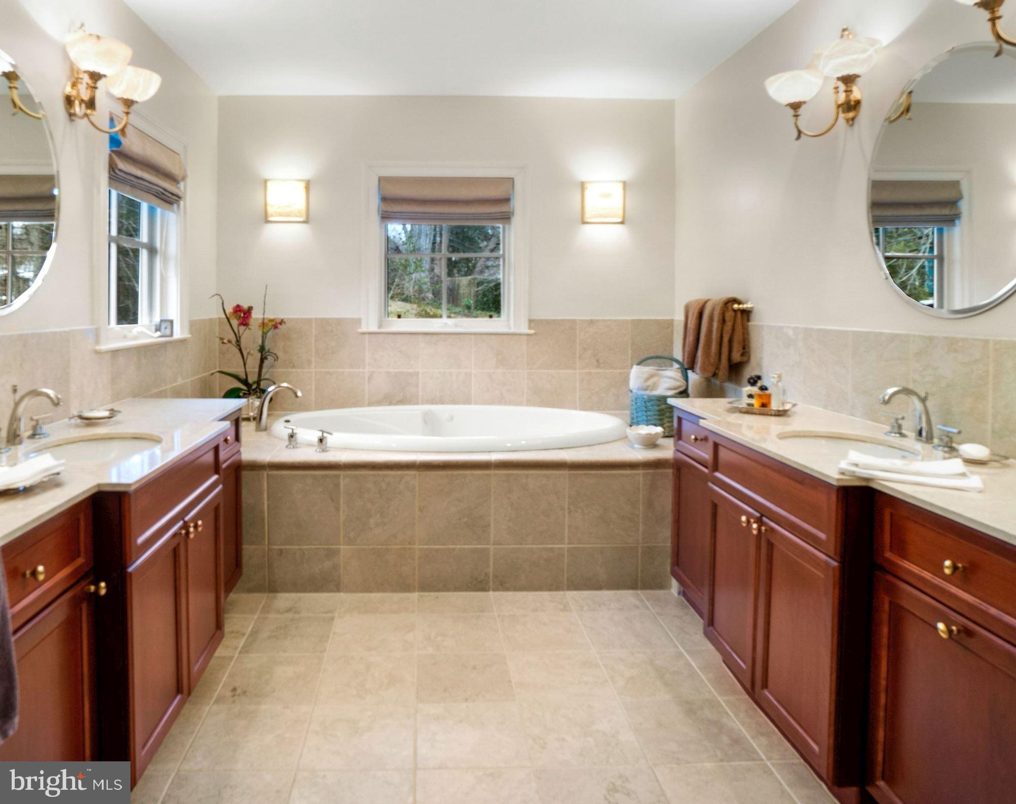 SPRING VALLEY - Residential