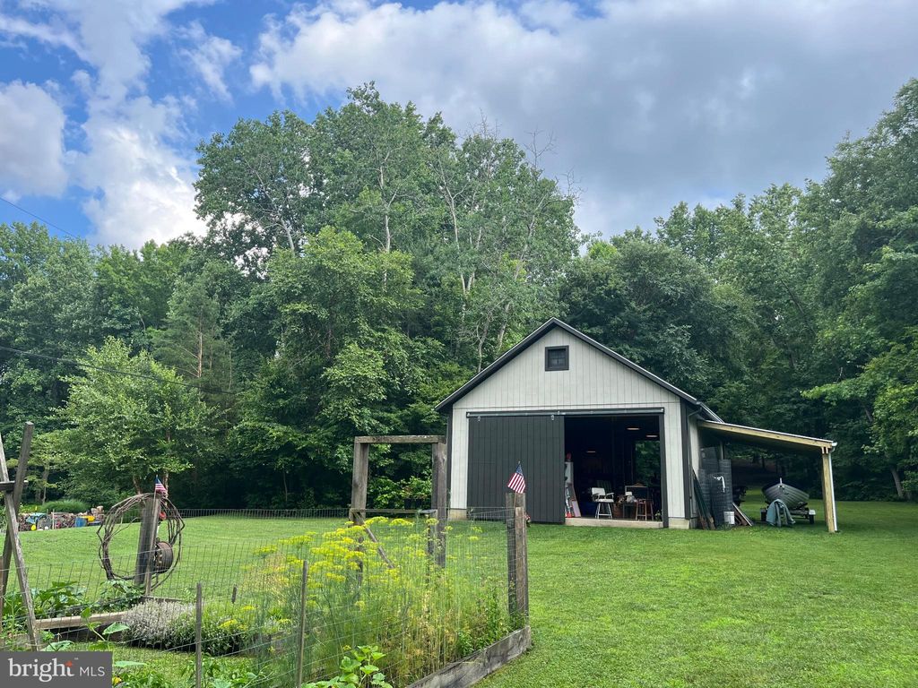 Photo of 667 Old Herald Harbor Road, CROWNSVILLE, MD 21032 (MLS # MDAA2132588)