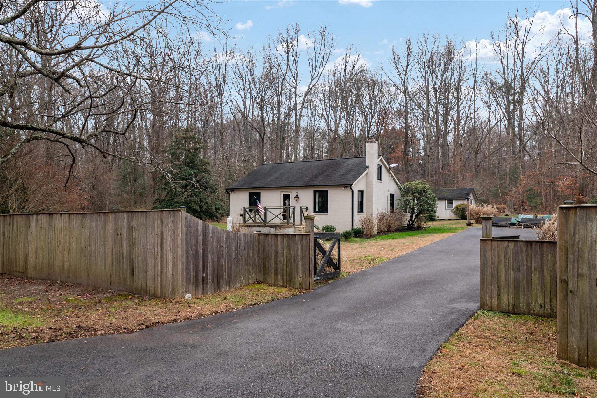 667 OLD HERALD HARBOR ROAD