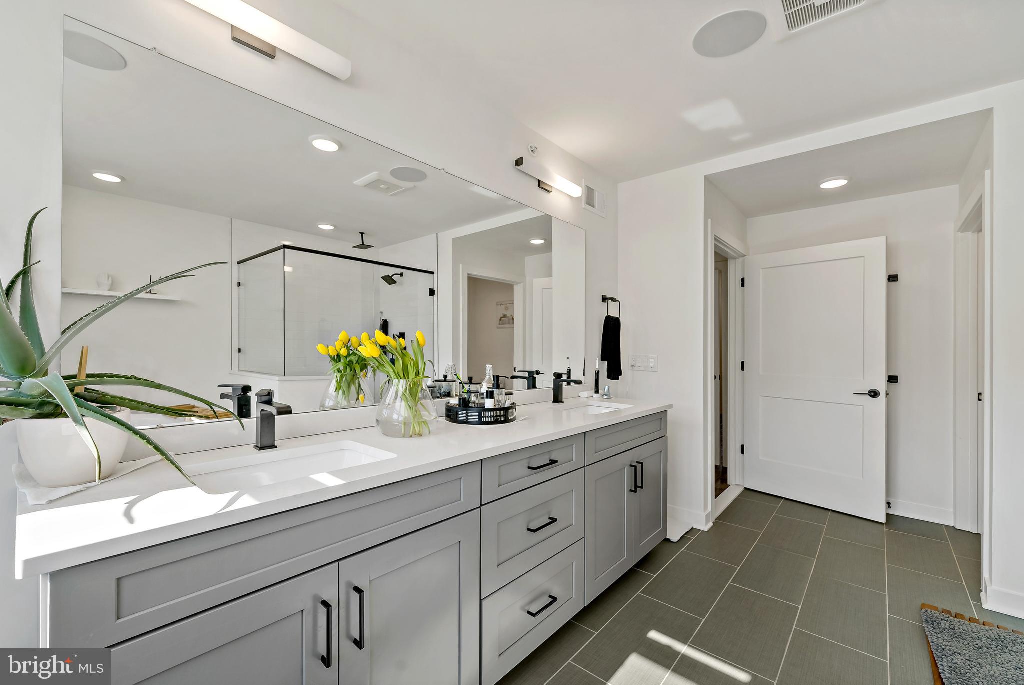 MANAYUNK - Residential