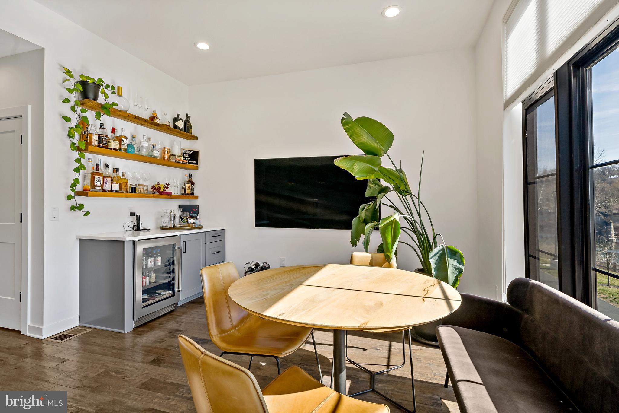 MANAYUNK - Residential